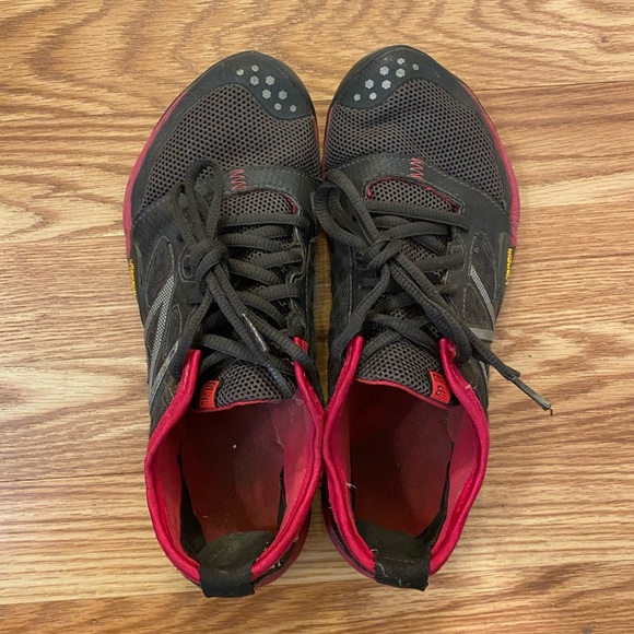 new balance wrestling shoes